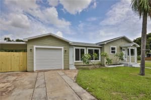 1401 36th Ave NE, St. Petersburg, FL 33704, Sold 09/21/17