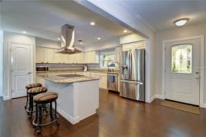 2330 Watrous Dr, Dunedin, FL 34698, Sold 02/16/18