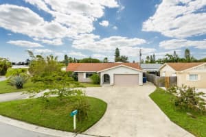 7125 Shore Dr S, South Pasadena, FL 33707, Sold 04/04/18