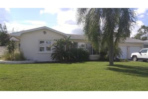 2319 Sunrise Dr SE, St. Petersburg, FL 33705, Sold 10/11/17
