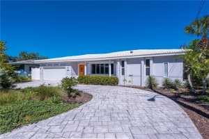 2440 S Shore Dr SE, St. Petersburg, FL 33705, Sold 02/22/18