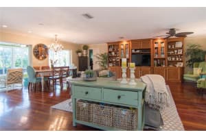 6332 Tanglewood Dr NE, St. Petersburg, FL 33702, Sold 04/24/18