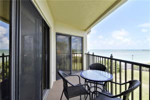 7402 Bayshore Dr, Treasure Island, FL 33706, Sold 01/16/18
