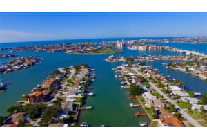 260 79th St S, St. Petersburg, FL 33707, Sold 04/26/18