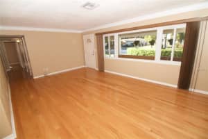 260 79th St S, St. Petersburg, FL 33707, Sold 04/26/18