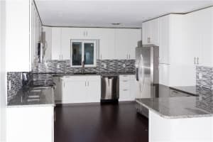 2501 S Shore Dr SE, St. Petersburg, FL 33705, Sold 06/25/18