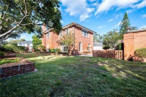 1038 40th Ave NE, St. Petersburg, FL 33703, Sold 05/07/18