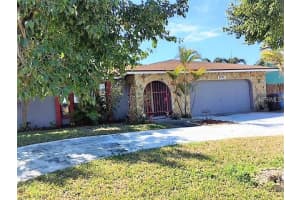2790 East Bay Isle Dr SE, St. Petersburg, FL 33705, Sold 04/27/18