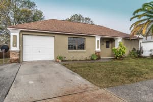 1333 Persimmon Dr, Holiday, FL 34691, Sold 03/16/18