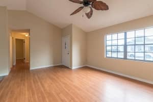 1333 Persimmon Dr, Holiday, FL 34691, Sold 03/16/18