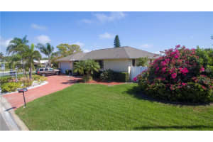 585 Capri Blvd, Treasure Island, FL 33706, Sold 09/06/18