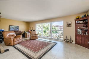 10287 Imperial Point Dr W, Largo, FL 33774, Sold 04/19/18