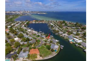 2560 S Shore Dr SE, St. Petersburg, FL 33705, Sold 04/06/18