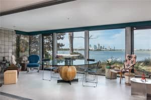 427 22nd Ave SE, St. Petersburg, FL 33705, Sold 09/24/18