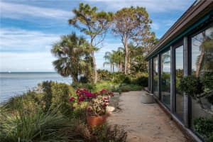 427 22nd Ave SE, St. Petersburg, FL 33705, Sold 09/24/18
