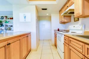 775 N Village Dr, St. Petersburg, FL 33716, Sold 05/30/18