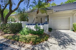 1689 Watermark Cir NE, St. Petersburg, FL 33702, Sold 06/19/18