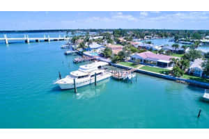 8115 Causeway Blvd S, St. Petersburg, FL 33707, Sold 05/28/19