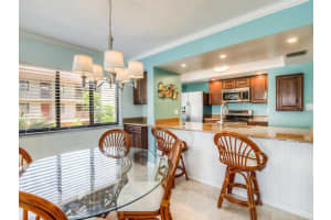 7403 Bayshore Dr, Treasure Island, FL 33706, Sold 02/07/20