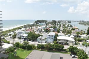 7600 Bayshore Dr, Treasure Island, FL 33706, Sold 07/29/20