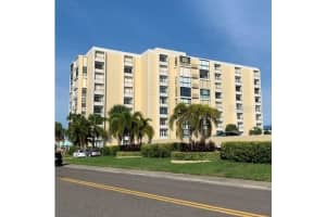 800 S GULFVIEW BLVD #302, CLEARWATER BEACH, FL 33767 - MLS#MFRU8064692