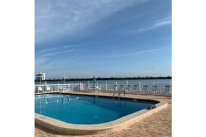 800 S GULFVIEW BLVD #302, CLEARWATER BEACH, FL 33767 - MLS#MFRU8064692