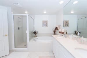 10 Papaya St, Clearwater, FL 33767, Sold 05/25/21