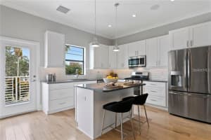 946 Highland Ave, Dunedin, FL 34698, Sold 02/07/22