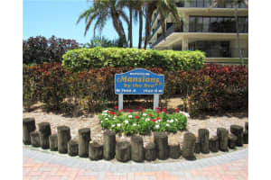 7600 Bayshore Dr, Treasure Island, FL 33706, Sold 10/13/20