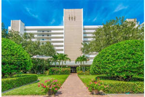 1250 Gulf Blvd, Clearwater, FL 33767, Sold 02/26/21