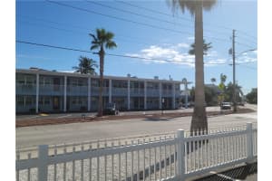 8465 GULF BOULEVARD, TREASURE ISLAND, FL 33706 - MLS#MFRU8102641