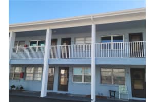 8465 GULF BOULEVARD, TREASURE ISLAND, FL 33706 - MLS#MFRU8102641