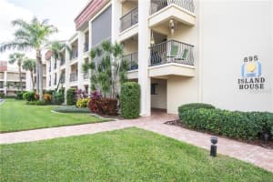 895 S Gulfview Blvd, Clearwater, FL 33767, Sold 12/15/20