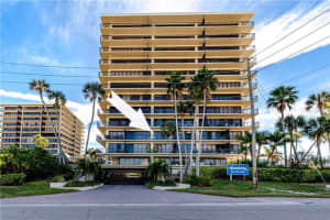 7650 Bayshore Dr, Treasure Island, FL 33706, Sold 02/22/21