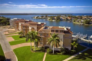 48 BAYVIEW CT S #C, ST PETERSBURG, FL 33711 Sold 10/07/22