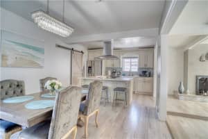MLS# MFRU8117255, St Petersburg, Florida 33706