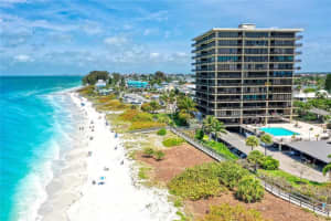 7650 Bayshore Dr, Treasure Island, FL 33706, Sold 07/07/21