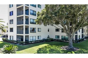 700 Starkey Rd, Largo, FL 33771, Sold 06/18/21