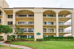 238 Mariner Dr, Tarpon Springs, FL 34689, Sold 02/18/22