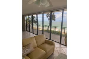7650 Bayshore Dr, Treasure Island, FL 33706, Sold 08/06/21