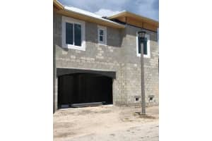 22d Franklin Ct S, St. Petersburg, FL 33711, Sold 02/08/22