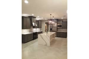 2492 Golden Pasture Cir, Clearwater, FL 33764, Sold 10/12/21