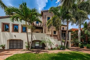 7817 Causeway Blvd S, St. Petersburg, FL 33707, Sold 02/18/22