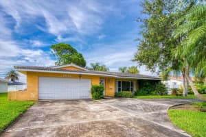2012 Tanglewood Way NE, St. Petersburg, FL 33702, Sold 11/12/21