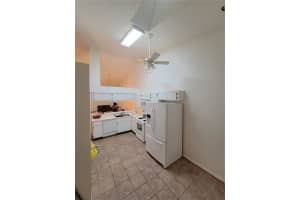39650 US-19, Tarpon Springs, FL 34689, Sold 10/25/21