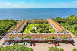650 Pinellas Point Dr S, St. Petersburg, FL 33705, Sold 10/04/21