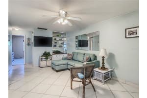 650 Pinellas Point Dr S, St. Petersburg, FL 33705, Sold 10/04/21