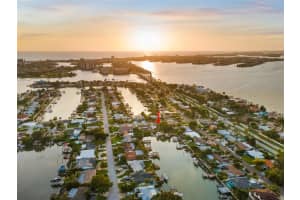 20 79th St S, St. Petersburg, FL 33707, Sold 10/15/21