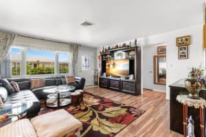 5410 Lemon Tree Ln, Pinellas Park, FL 33782, Sold 10/29/21