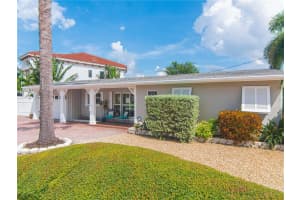 199 79th St S, St. Petersburg, FL 33707, Sold 10/13/21